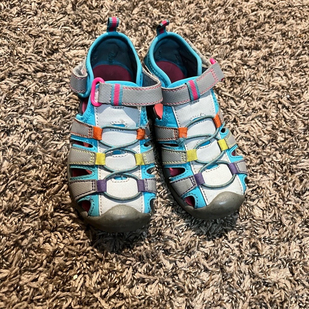 Mountain sandals